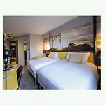 Hotel Ibis Styles République 3*
