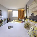 Ibis Styles Republique 3*