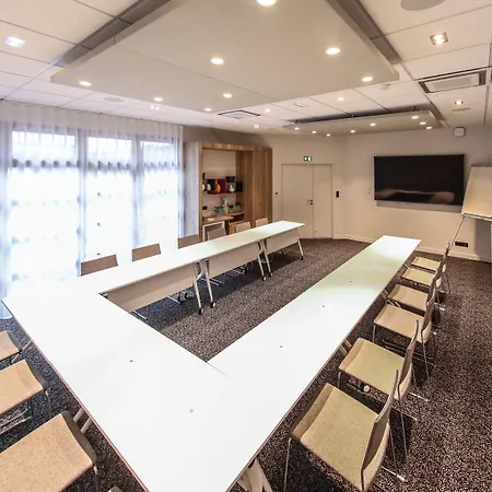 Ibis Styles Republique 호텔 3*