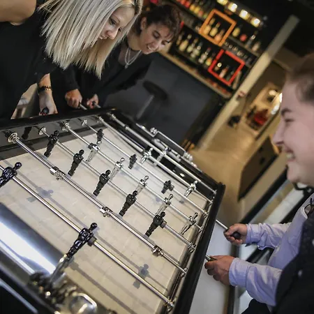 Ibis Styles République 3*