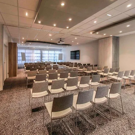 Hotel Ibis Styles Republique 3*