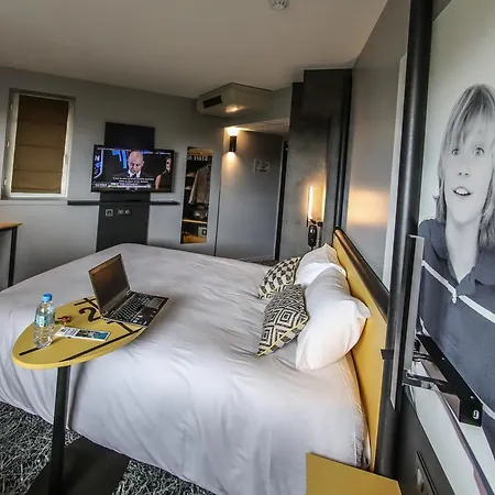 Ibis Styles République