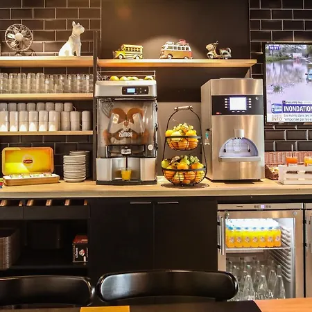 호텔 Ibis Styles Republique