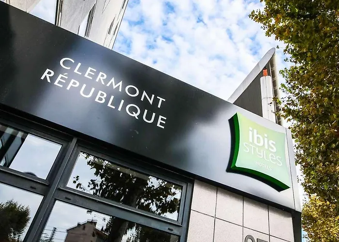 Hotel Ibis Styles Republique 3*