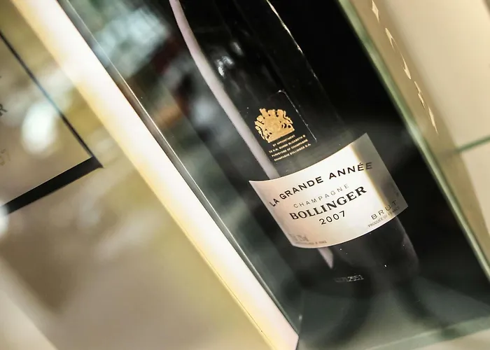 Ibis Styles République 3*