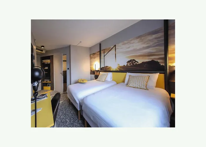 Hotel Ibis Styles République 3*