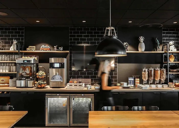 Ibis Styles République 3*