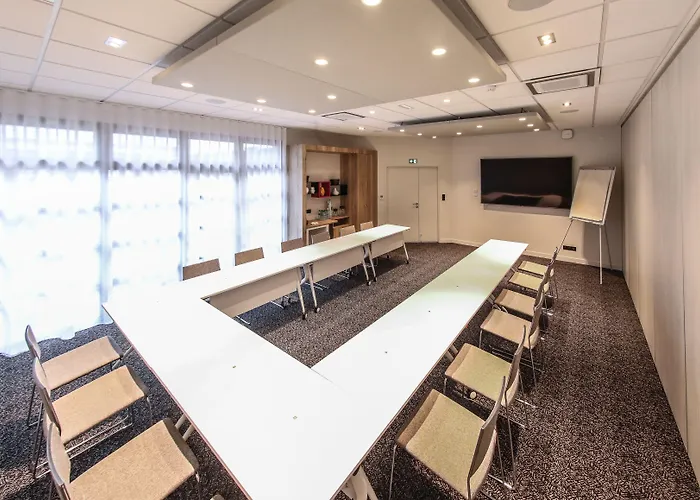 Ibis Styles Republique Hotel 3*