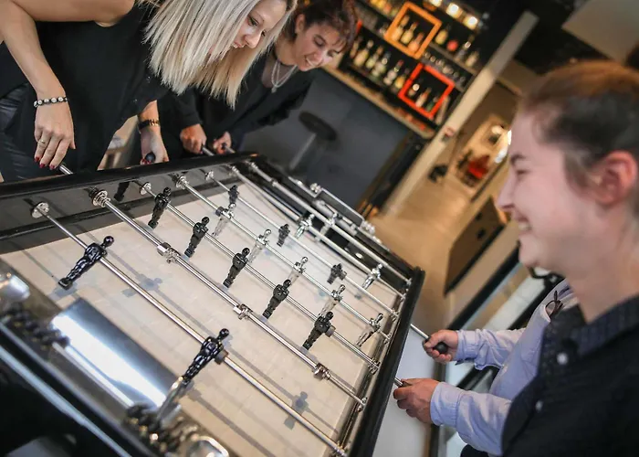 Hotel Ibis Styles République 3*