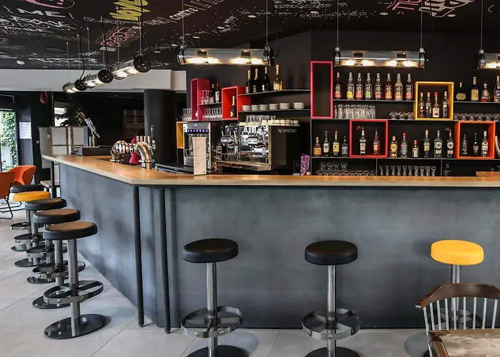 Hotel Ibis Styles République 3*