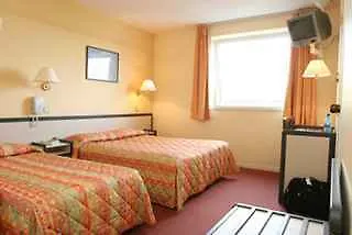 Hotel Ibis Styles République 3*